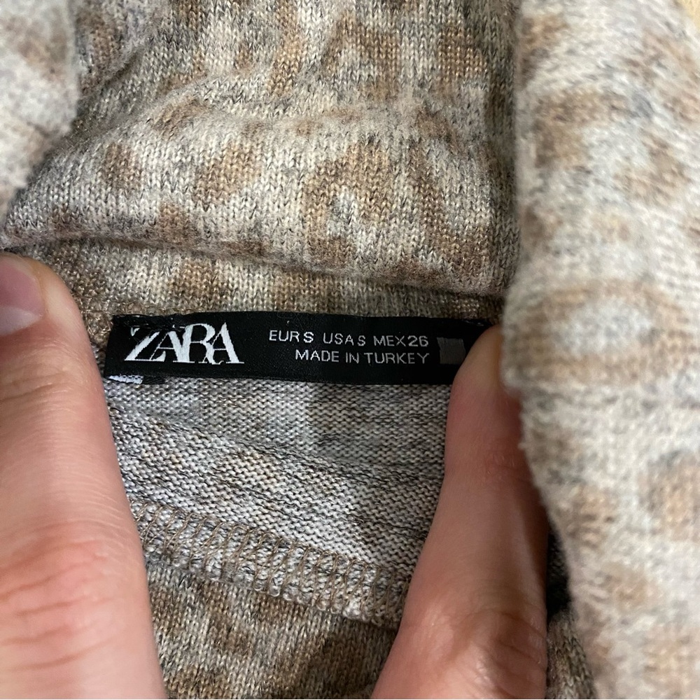 Zara | Leopard Print Brown Turtleneck Longsleeve Top 🤎 - Picture 3 of 7